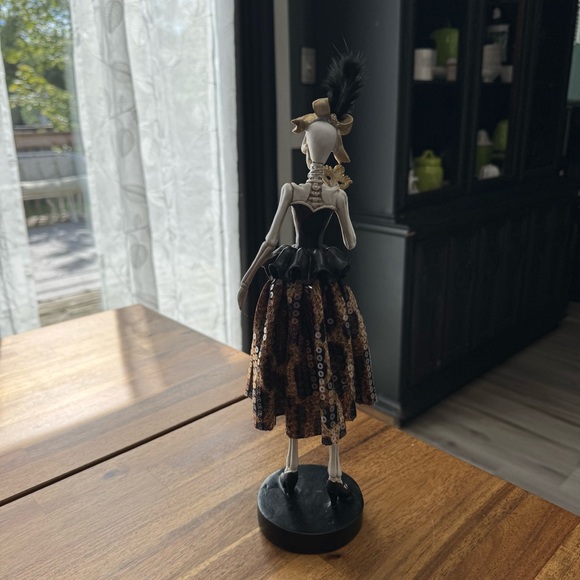 Bella Lux Skeleton Masquerade Figurine with Leopard Tutu Gothic Halloween 14” - Picture 4 of 6